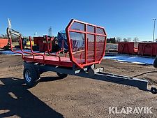 Virkesvagn med tippfunktion