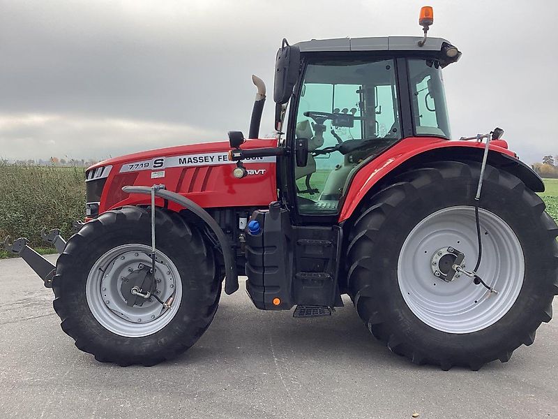 Massey Ferguson 7719 Dyna - VT