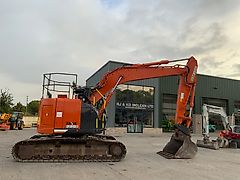 Hitachi Zaxis ZX225 us LC Digger (ST23966)