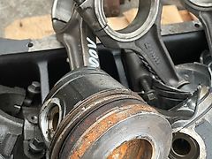 SAME 1000.6 1000.6W - tłoki korbowody pokrywa zaworów (Części zamienne)