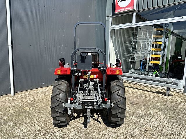 Massey Ferguson 1740 E