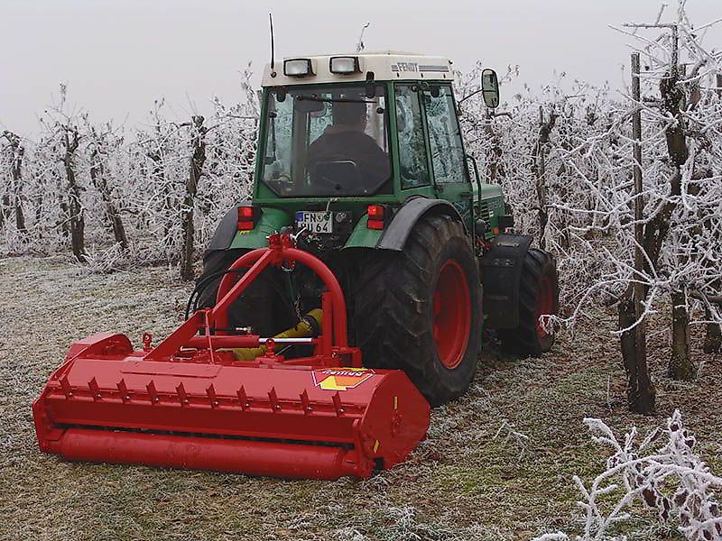 Humus KM Starke Ausführung zum Mulchen und zum Holzzerkleinern