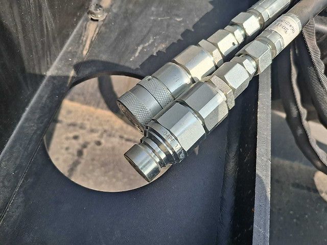 Rhino-cross 72 inch grapple Bucket