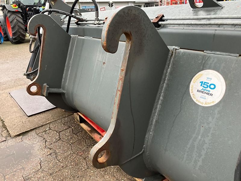 Bressel und Lade Silagebeißschaufel AS CLAAS SCORPION
