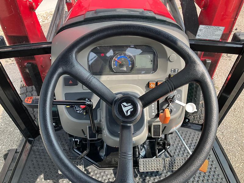 TYM T555 ST mit Frontlader