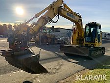 Grävmaskin Komatsu PC 138US -10 med tiltrotor och flera redskap