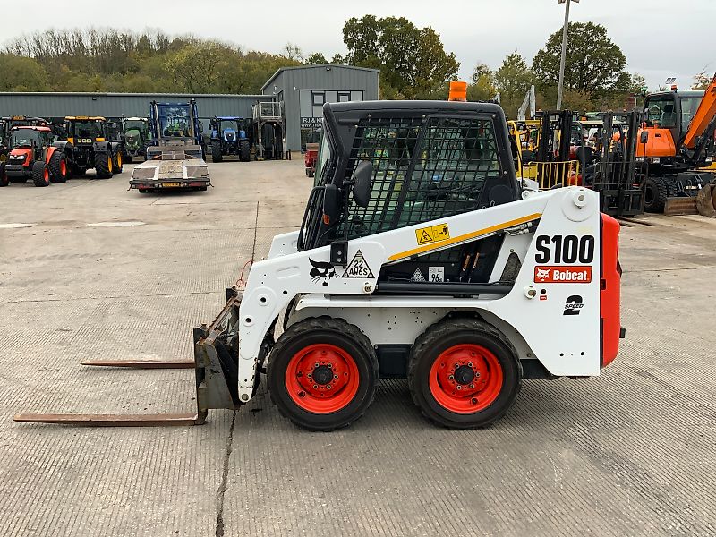 Bobcat S100 Skid Steer loader (ST23943)