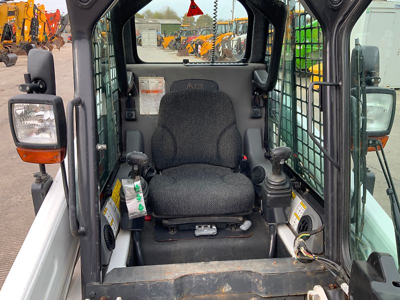 Bobcat S100 Skid Steer loader (ST23943)