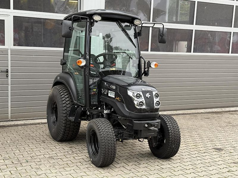 Solis 26 HST Kabine Panther (Black)