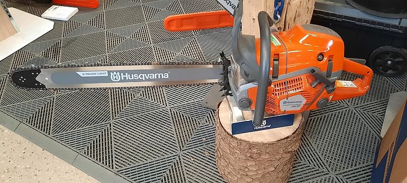 Husqvarna 592XP mit 70cm Schwert