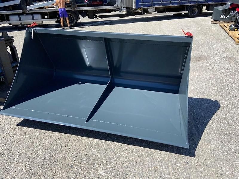 Saphir Leichtgutschaufel LG22+ Frontladerschaufel Euroaufnahme