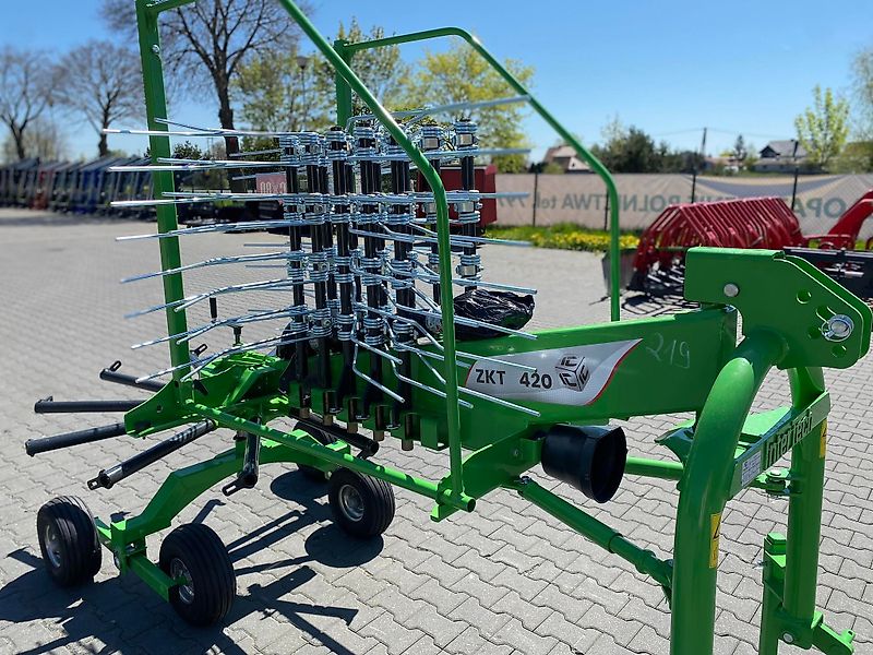 D&D Landtechnika Schwader / Kreiselschwader