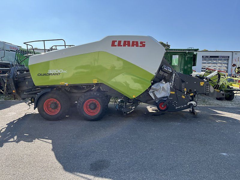 Claas Quadrant 3200 RC Tandem mit Vorbauhäcksler PREISREDUZIERT
