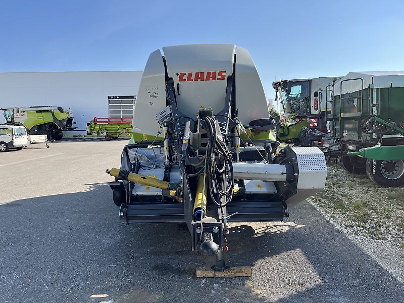 Claas Quadrant 3200 RC Tandem mit Vorbauhäcksler PREISREDUZIERT