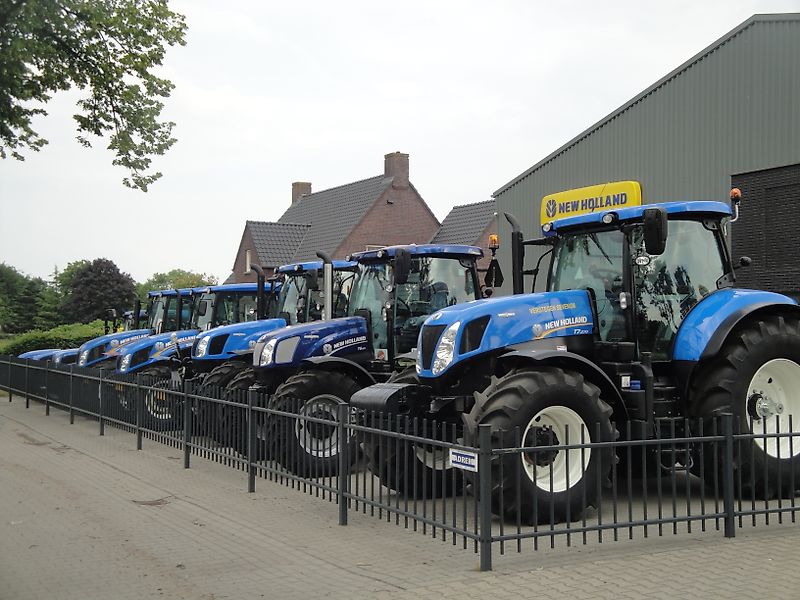 New Holland TS90 MOTOR COMPLEET