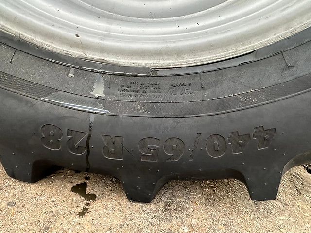 Massey Ferguson MF 5710 SL MF 5710 SL + Voorlader ex staatsbos beheer