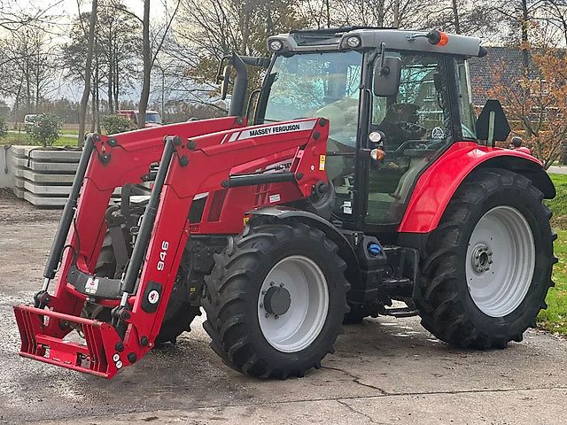 Massey Ferguson MF 5710 SL MF 5710 SL + Voorlader ex staatsbos beheer