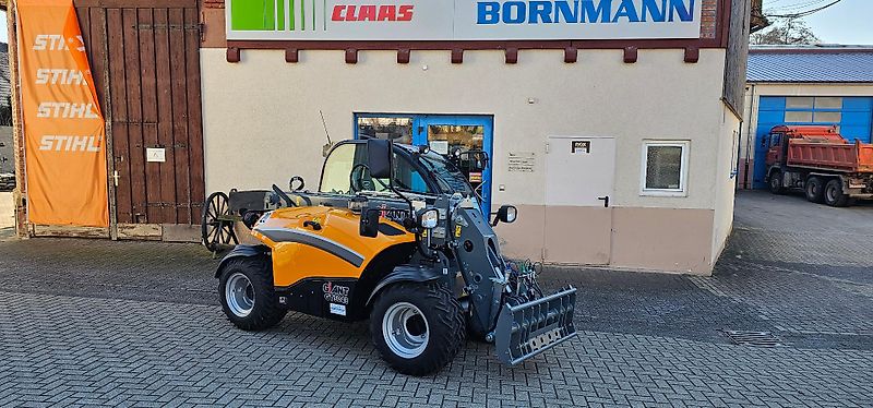 Giant GT 5048 Teleskoplader EURO Aufnahme, PRO INCHING + Handgas - auch zur Miete!