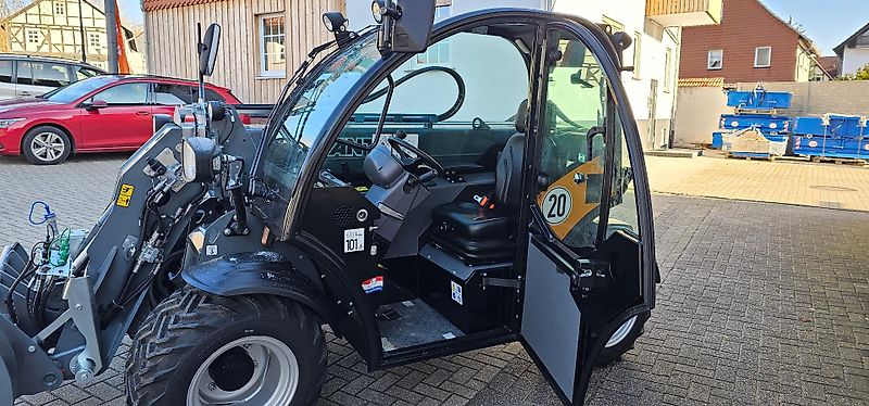 Giant GT 5048 Teleskoplader EURO Aufnahme, PRO INCHING + Handgas - auch zur Miete!