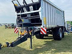 Auto-Agro Tandem-Miststreuer / Manure spreader / Epandeur à fumier / Rimorchio spandiconcime / Разбрасыватель органических удобрений / Rozrzutnik obornika Tandem N268 27 m3