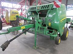 John Deere F 441M