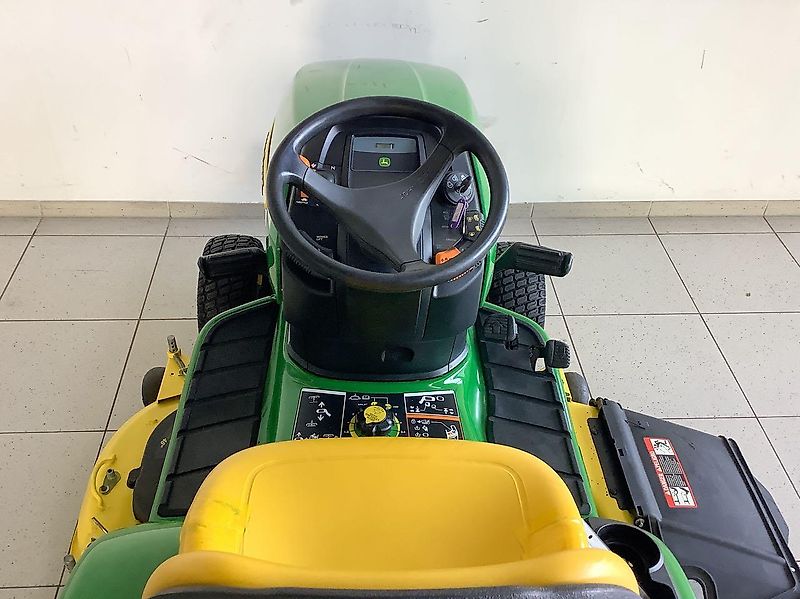 John Deere X320