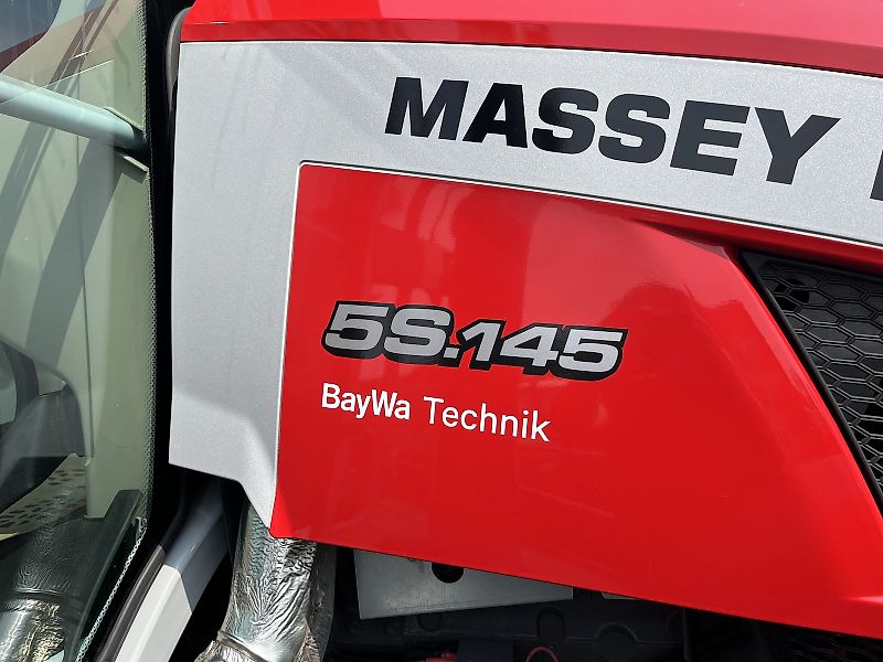 Massey Ferguson 5S.145 Dyna6 Exclusive
