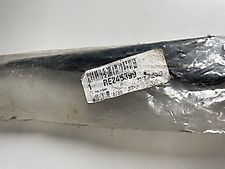 John Deere - ramię wycieraczki przód - RE245399 NOWE (Części zamienne)