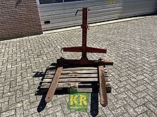 HIJSVORK PALLETS #696828