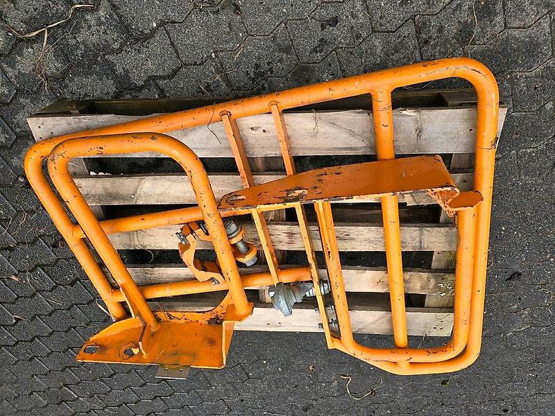 mulag Seitenanfahrschutz Lampenbügel für Unimog U 300 400 500 UGE UGN 405/12 405/10 Böschungsmäher Böschungsmulcher MHU 800 ME 700 Stoßstange Lampenschutzbügel