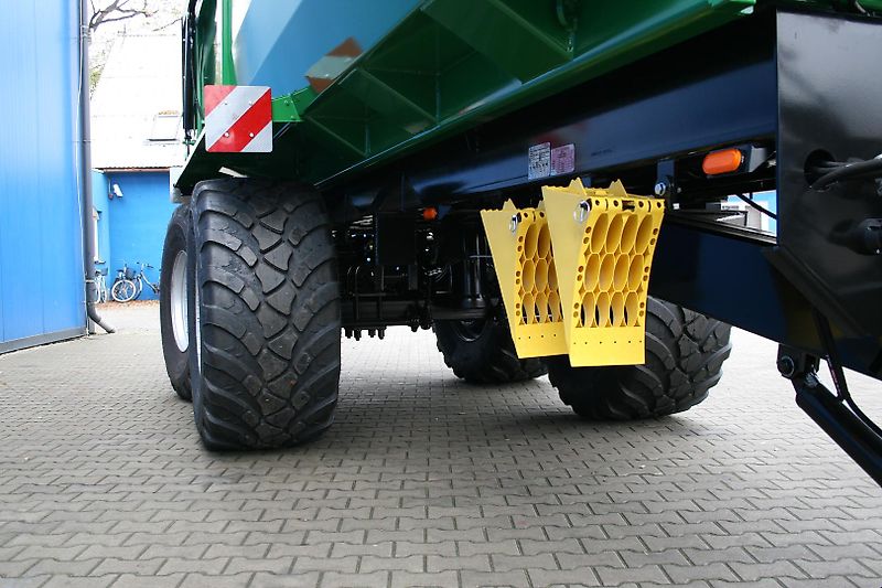 Hilken Muldenkipper, MKR6500, Reifen 560/60R22,5, Häckselaufsätze 800mm