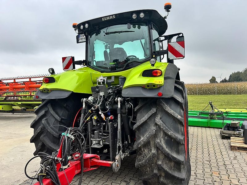 Claas Axion 830