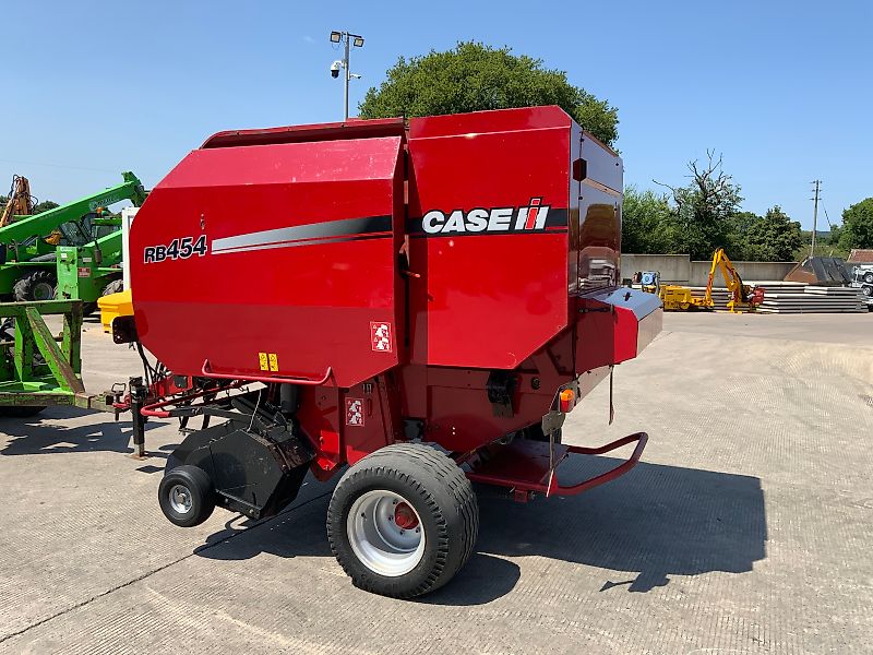 Case RB454 Round Baler (ST23562)