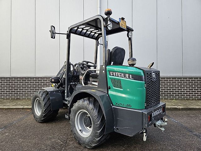 Pitbull X24-36 (GIANT AANSLUITING)