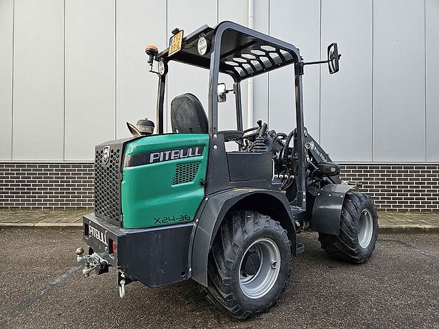 Pitbull X24-36 (GIANT AANSLUITING)