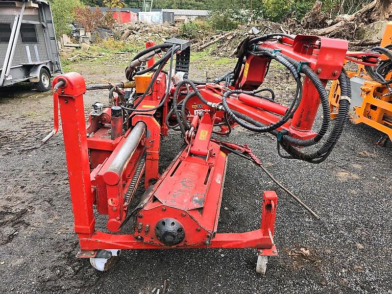 Dücker RSM 13 Randstreifenmäher Böschungsmäher Böschungsmulcher Bankettmäher für Unimog 405 UGE UGN