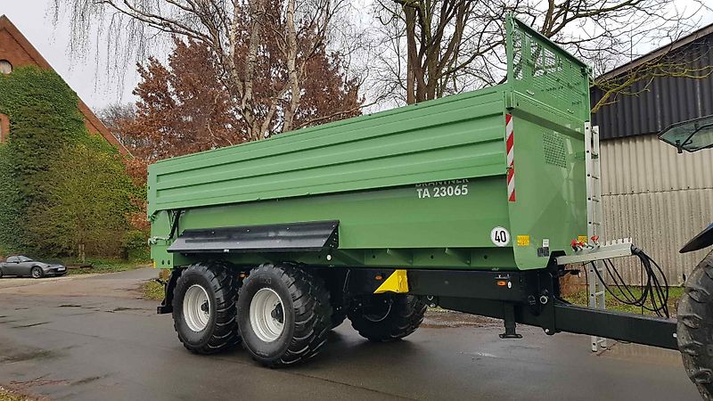Brantner TA 23065 / 2 Power Tube - 6,5 m Muldenkipper HARDOX Boden -- 22 / 34 m³ mit 800mm Aufsatzwänden - 2 Zylinder - hydr. Hinterachsabstützung - 650/50 R 26,5 BKT FL 693 M Neu-Räder