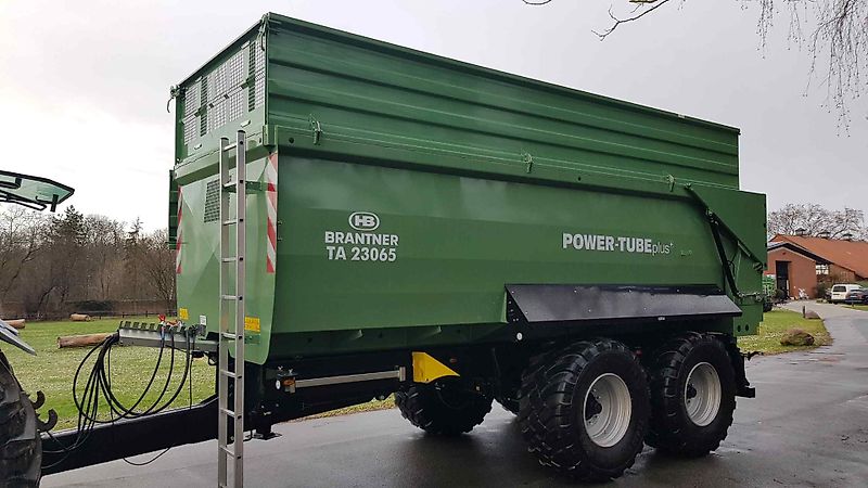 Brantner TA 23065 / 2 Power Tube - 6,5 m Muldenkipper HARDOX Boden -- 22 / 34 m³ mit 800mm Aufsatzwänden - 2 Zylinder - hydr. Hinterachsabstützung - 650/50 R 26,5 BKT FL 693 M Neu-Räder