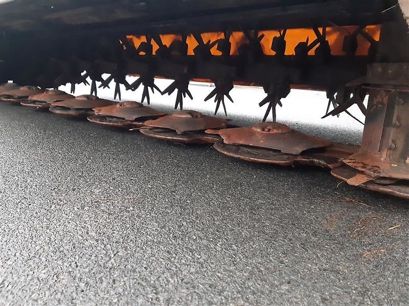 Claas MÄHWERK DISCO 1100 C + 3200 FC