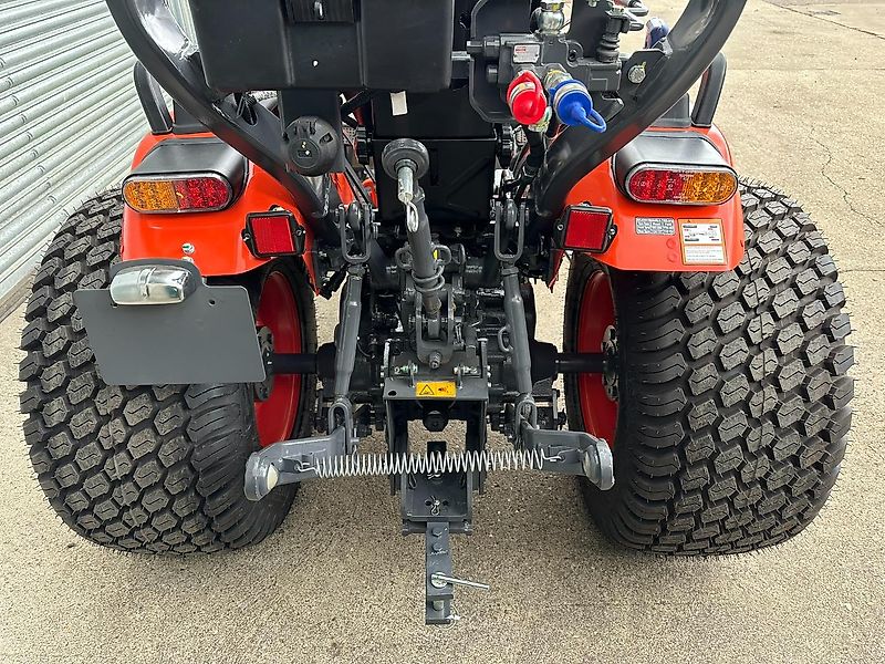 Kubota KUBOTA EK1-261 COMPACT TRACTOR