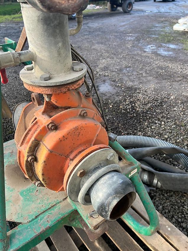 FERBO  / Landini 410 100 met landini pomp