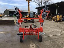 BROWNS 5 METRE GRASS HARROWS