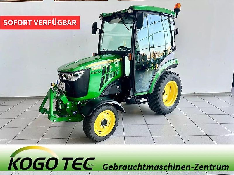 John Deere 2032R