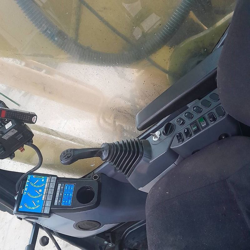 Komatsu PC 240 NLC-8K