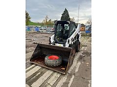 Bobcat S590 schranklader