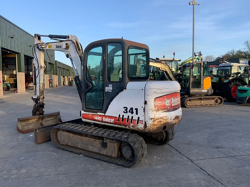 Bobcat 341 Digger (ST24915)
