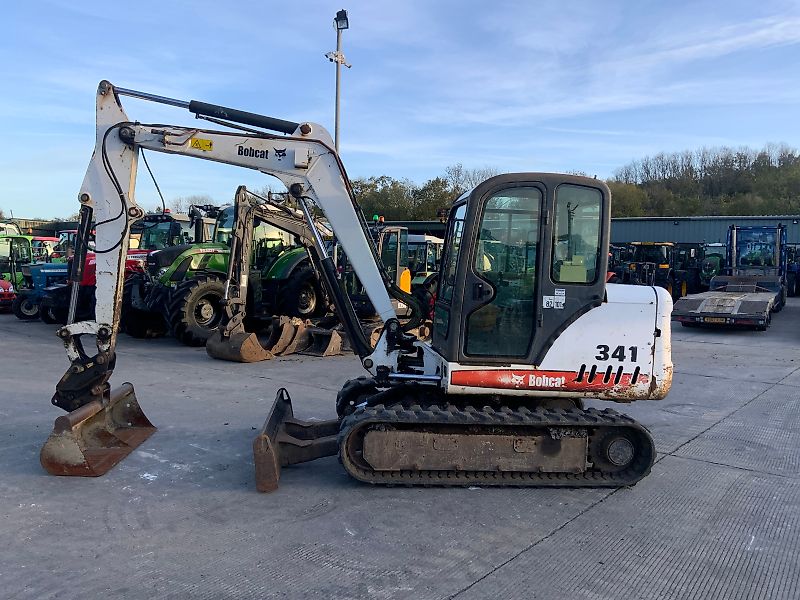Bobcat 341 Digger (ST24915)