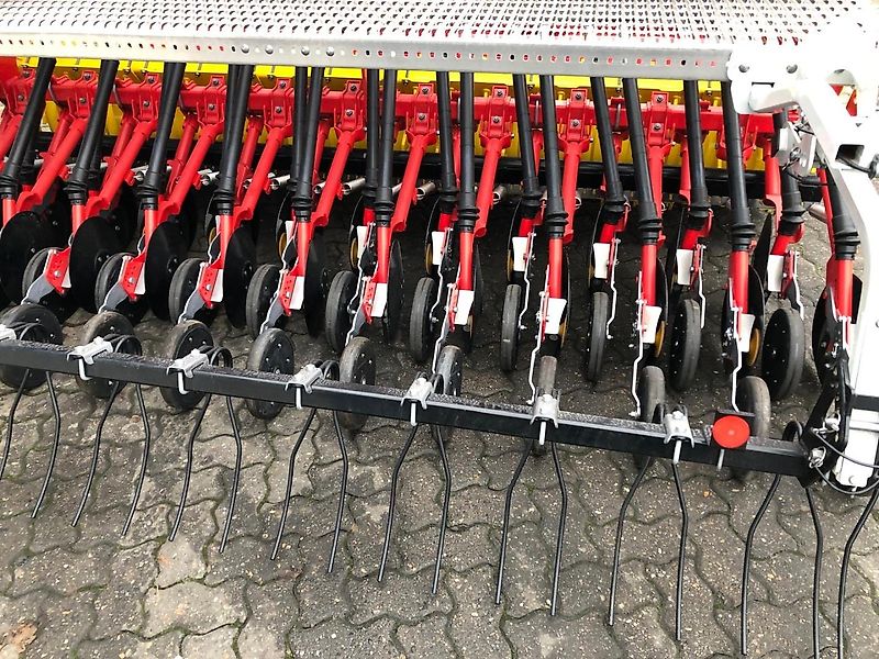 Pöttinger Vitasem M3000