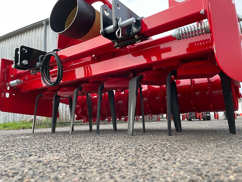 Minos Agri Kreiselegge Wein,- und Obstbau M-DRAM-1500-AM mit Packerwalze