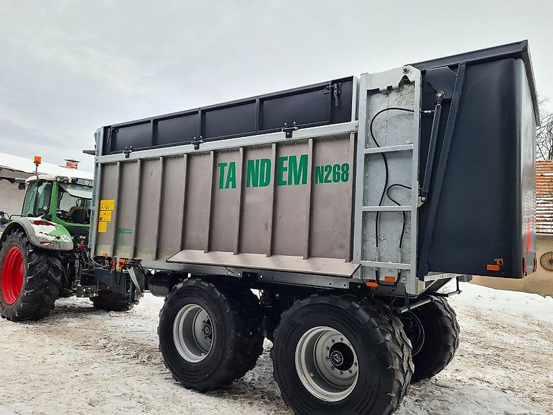 Auto-Agro Miststreuer / Manure spreader / Epandeur à fumier / Rimorchio spandiconcime / Разбрасыватель органических удобрений / Rozrzutnik obornika Tandem N268